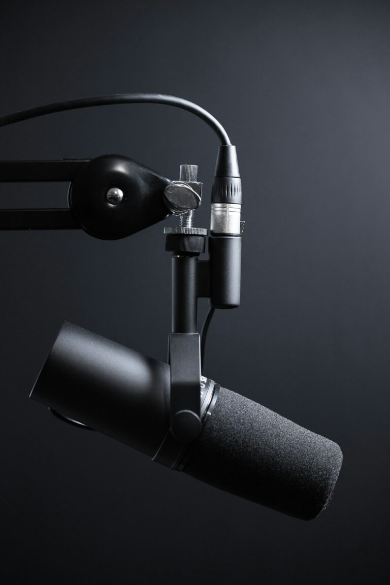 Crafting the Perfect Soundtrack for Your Wedding